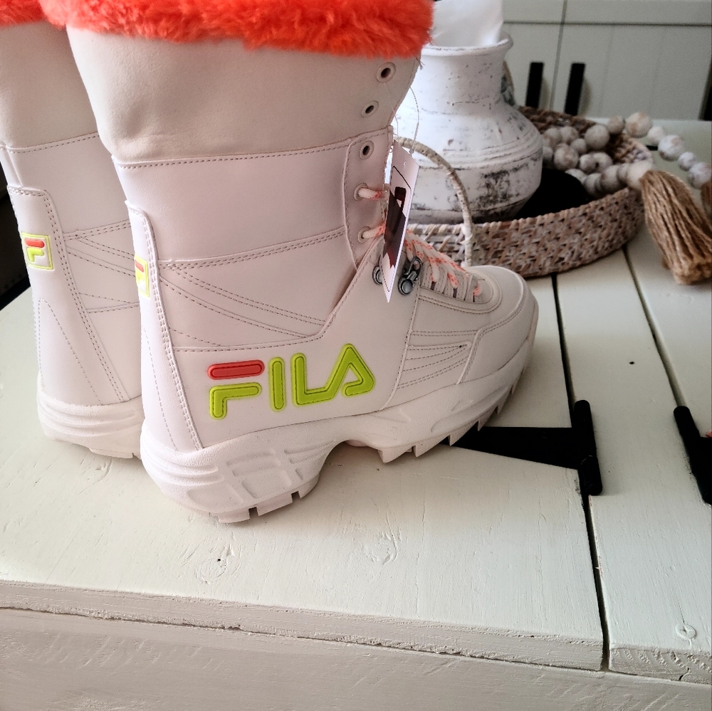 New Fila Disruptor Boot 5HM00564-130 Women's Casual Boots Size 9.5